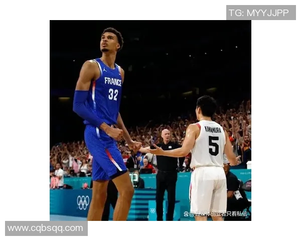 现役篮球明星身高变化揭秘他们的成长历程与训练秘诀